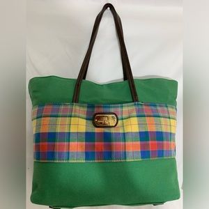 Tommy Hilfiger 80’s Vintage Plaid Tote shoulder bag. Magnetic closure.